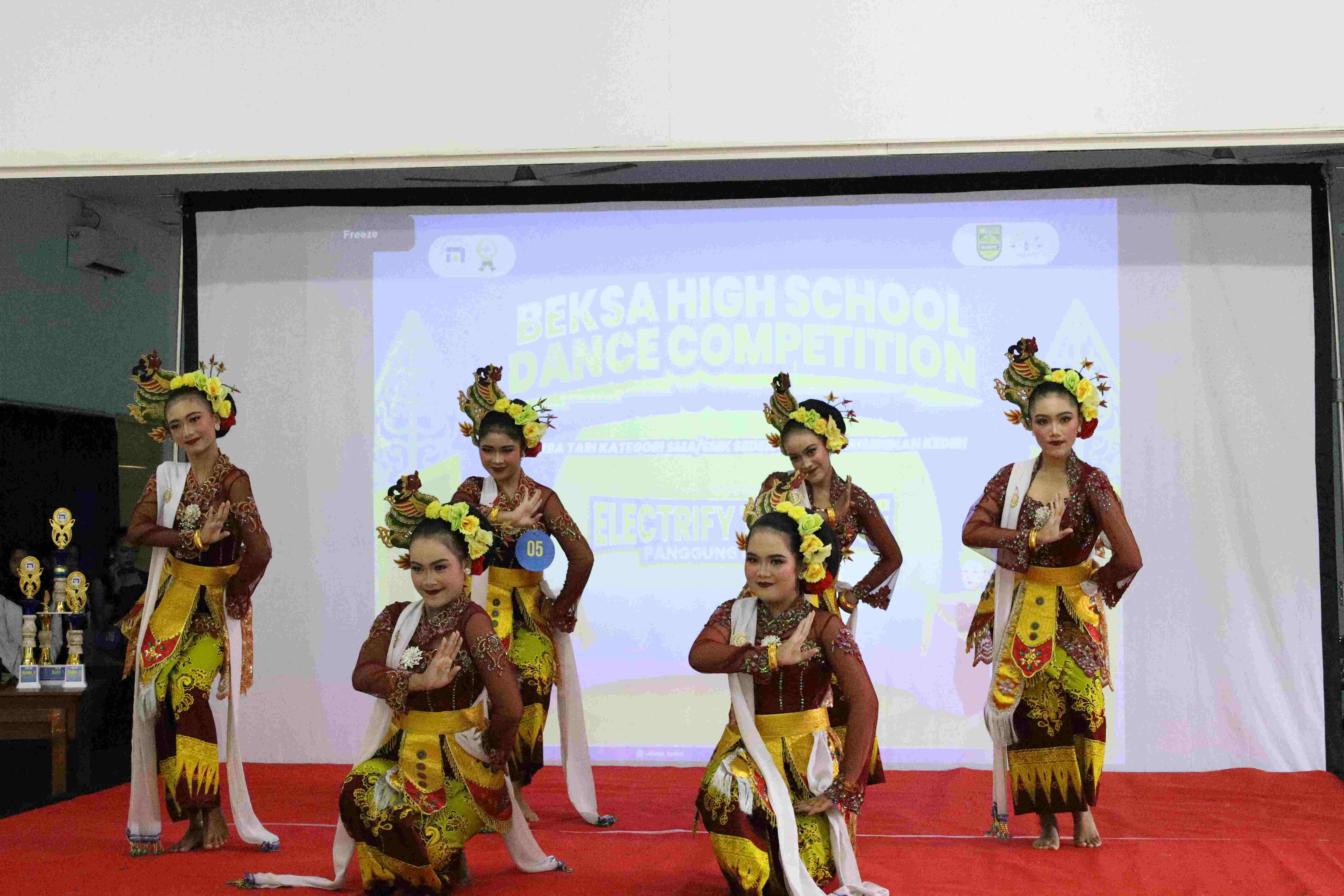 Beksa High School Dance Competition